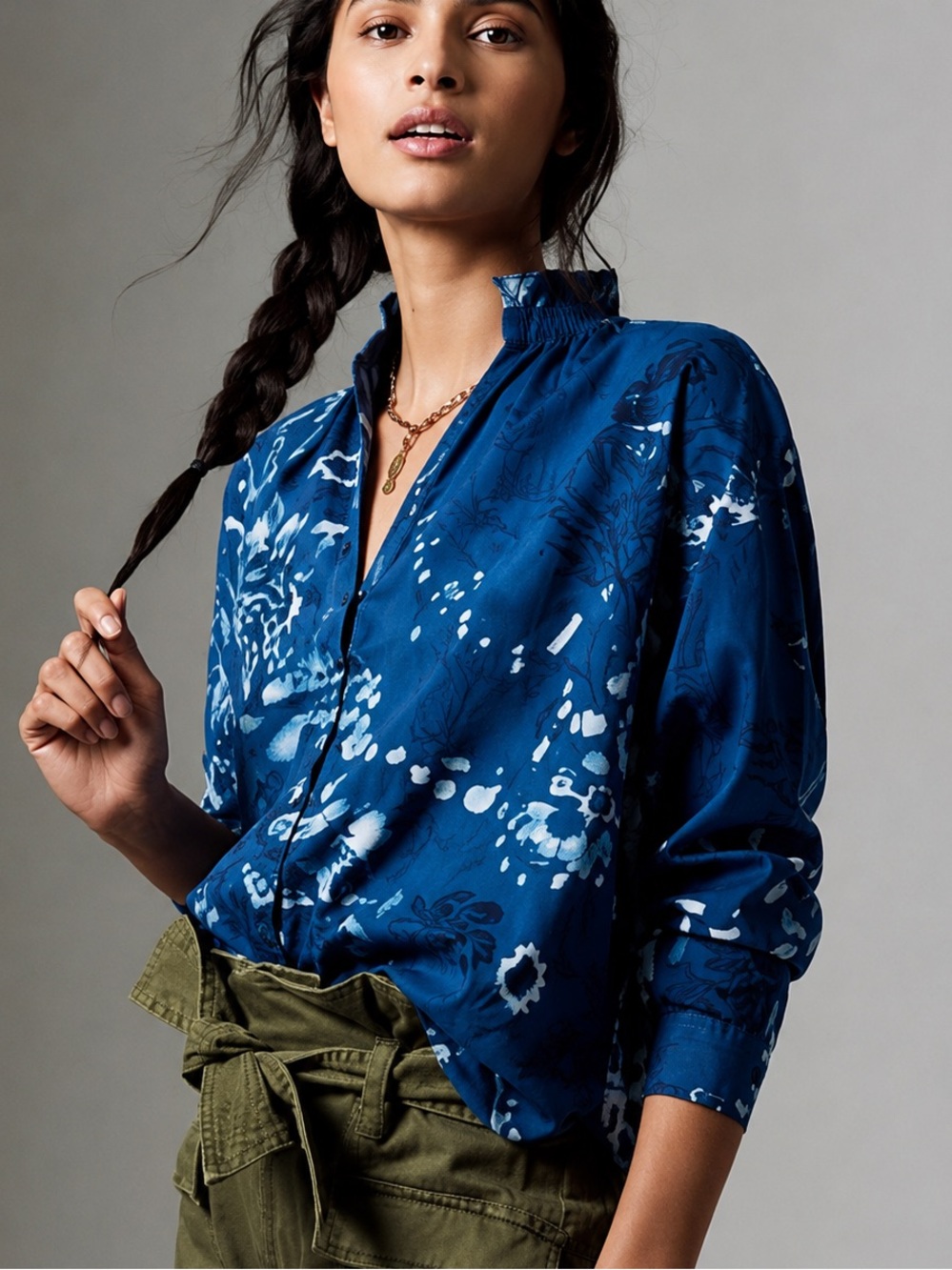 Anthropologie Pilcro The Tavi Blue Floral Button Down Blouse Boho Beach Casual S